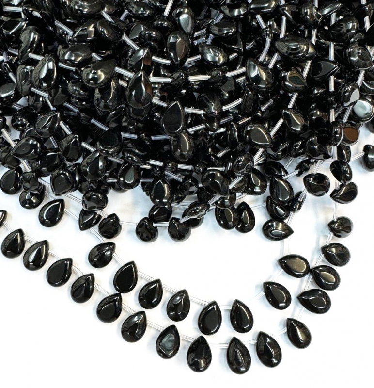 Агат черный форма каплевидная размер 10*14мм натуральный камень